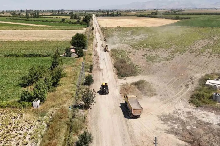 Büyükşehir’den Yeşilhisar’a 10 milyon TL’lik asfalt
