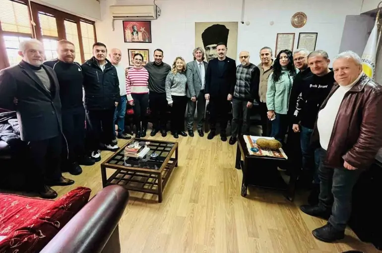 Çağlayan, "Zonguldak’ın hakkını masada da sahada da savunuyoruz"

