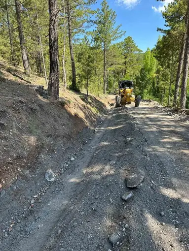 Çameli Yaylapınar Mahallesi’nde asfalt öncesi hazırlıklar devam ediyor
