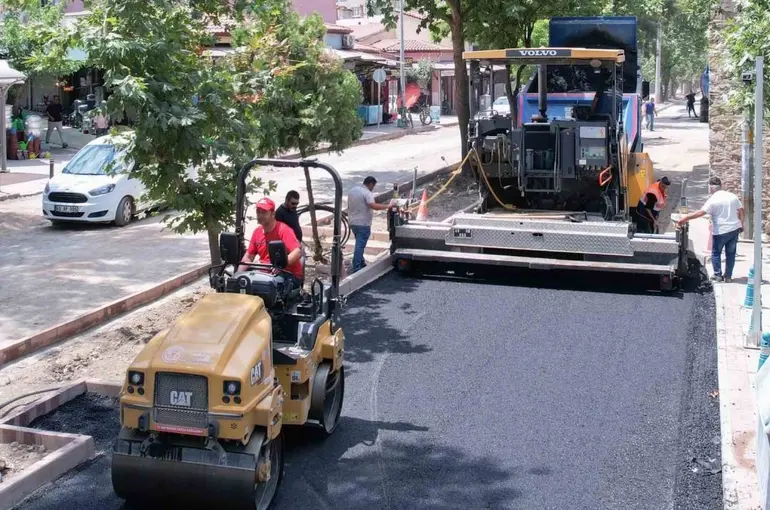 Çarşı Bulvarı baştan sona yenileniyor

