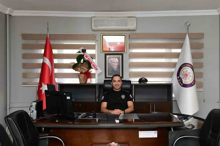 Çatak Emniyet Amirliğine Ahmet Erdem Çelik atandı
