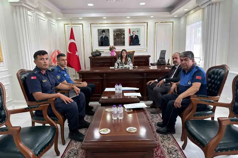 Çavdarhisar’da eylül ayı okul güvenliği toplantısı gerçekleştirildi
