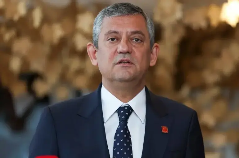 CHP Genel Başkanı Özel: "İran'da savaşa doğrudan taraf değiliz"