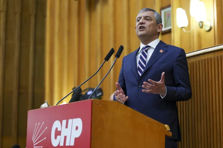 CHP lideri Özel: "Özgüven eksikliği ile seçimden kaçıldığını görmekteyiz"
