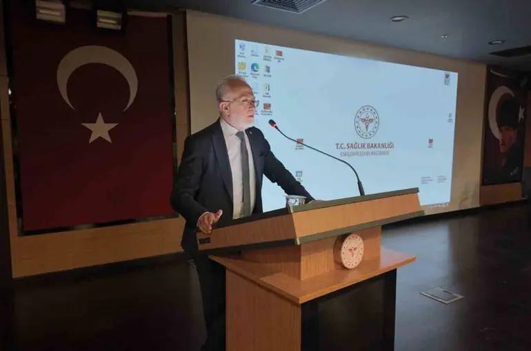 Çifteler, Mahmudiye, Beylikova ve Alpu ilçelerindeki hastaneler değerlendirildi
