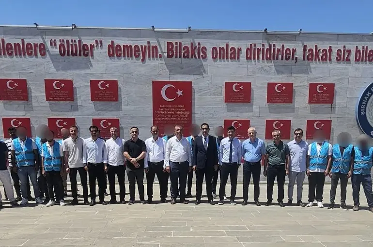 Cizre’de 15 Temmuz şehitleri anıldı
