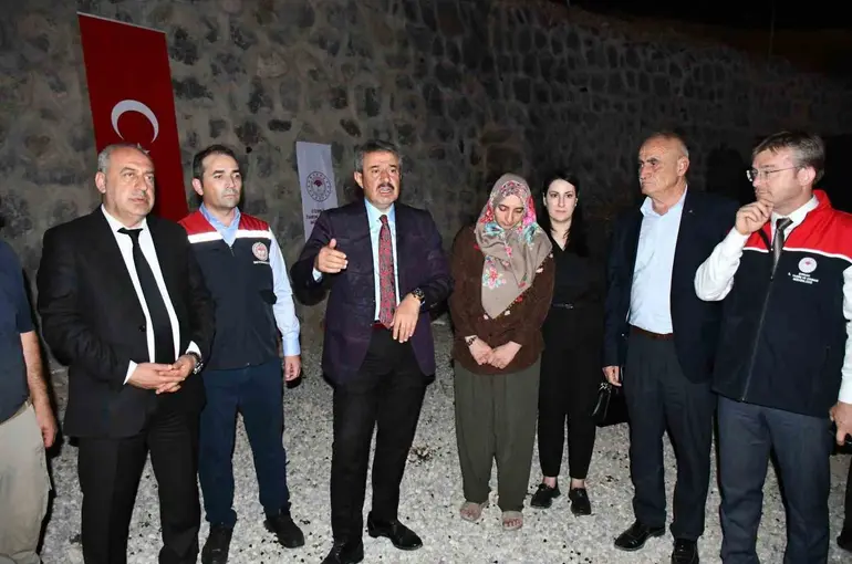 Cizre’de kadın çiftçiye 100 adet küçükbaş hayvan desteği
