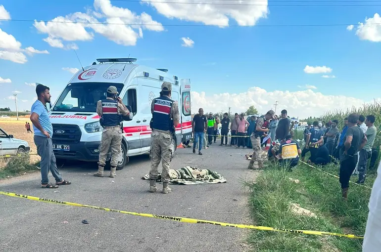 Çocukların motosikletle gezisi faciayla son buldu: 2 ölü
