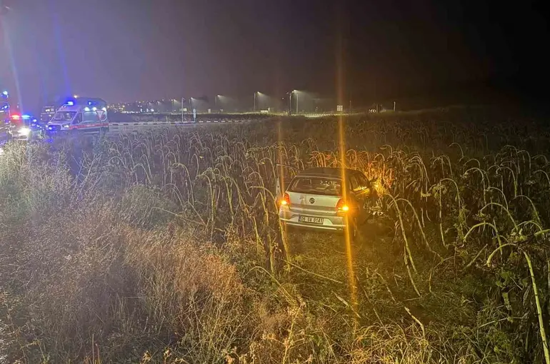 Çorum’da otomobil tarlaya uçtu: 2 yaralı
