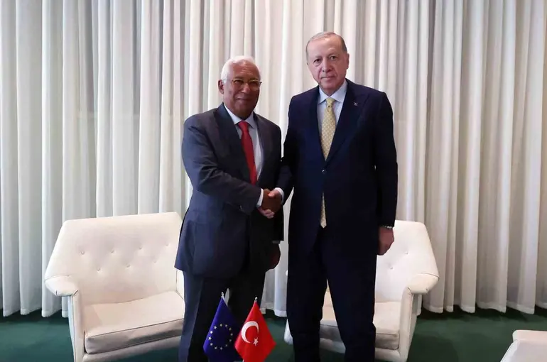 Cumhurbaşkanı Erdoğan, AB Konseyi Başkanı Costa’yı kabul etti
