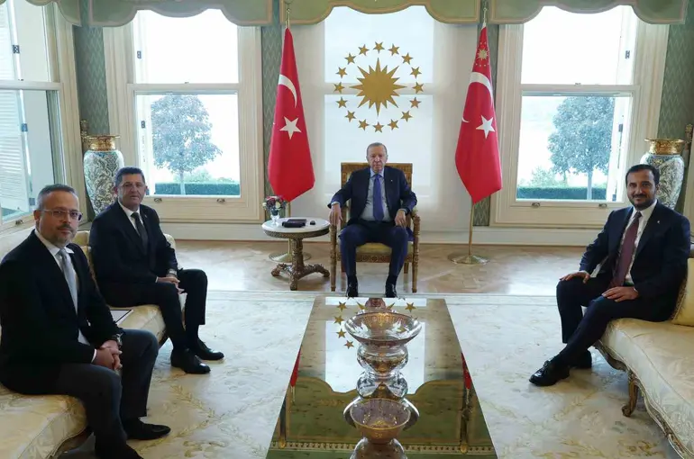 Cumhurbaşkanı Erdoğan, Çekmeköy Belediye Başkanı Çerkez’i kabul etti