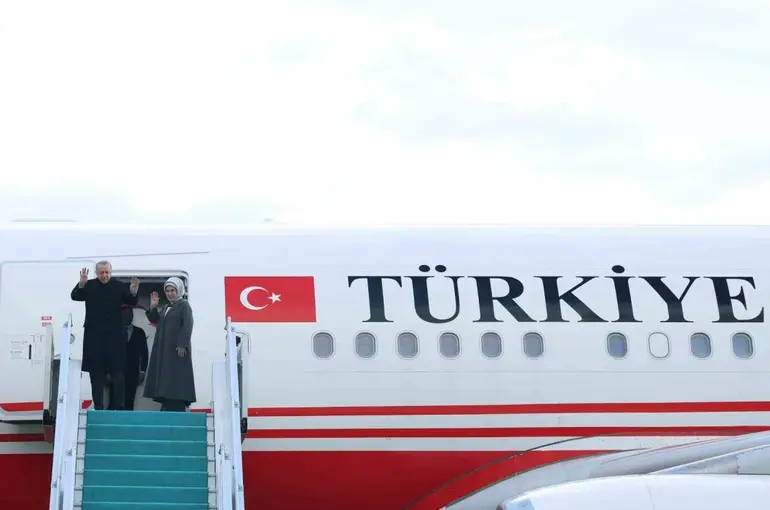 Cumhurbaşkanı Erdoğan Türkmenistan’a gitti
