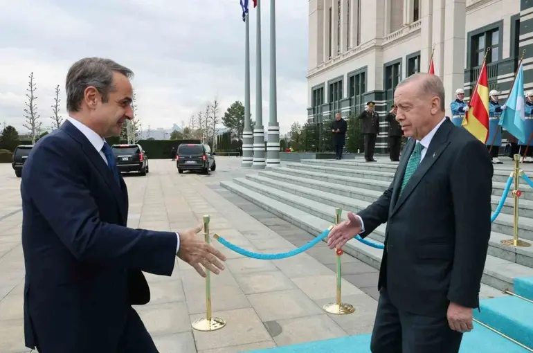Cumhurbaşkanı Erdoğan, Yunanistan Başbakanı Miçotakis’i kabul etti
