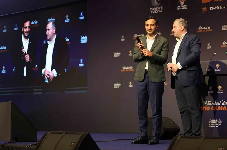 Cumhurbaşkanı Erdoğan’dan İstanbul teşkilatına tebrik mesajı
