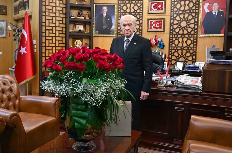 Cumhurbaşkanı Erdoğan’dan MHP Lideri Bahçeli’ye doğum günü ve yeni yıl kutlaması
