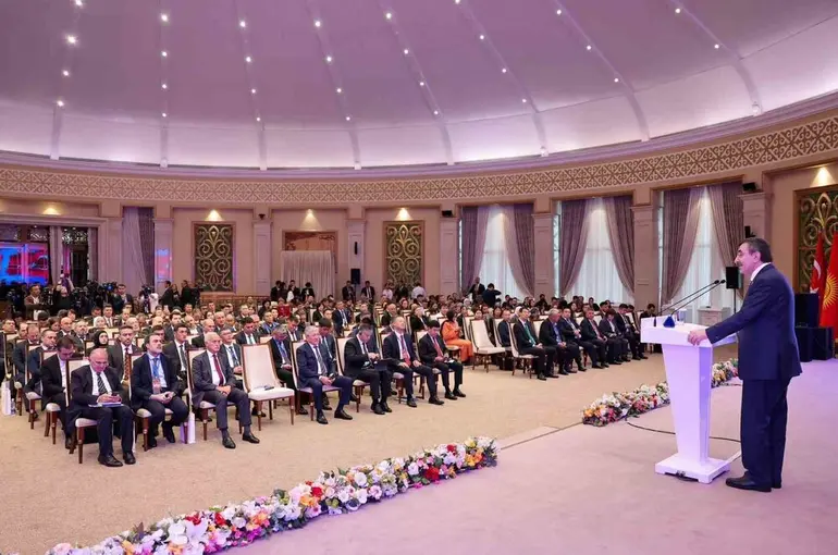 Cumhurbaşkanı Yardımcısı Yılmaz: "Türkiye ekonomisi tarihi başarılara imza atmıştır"
