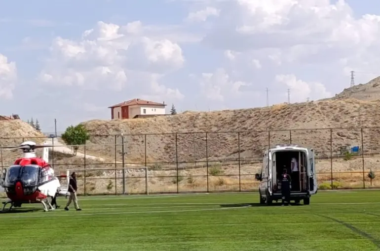 Darende’de 8 yaşındaki çocuk için ambulans helikopter havalandı

