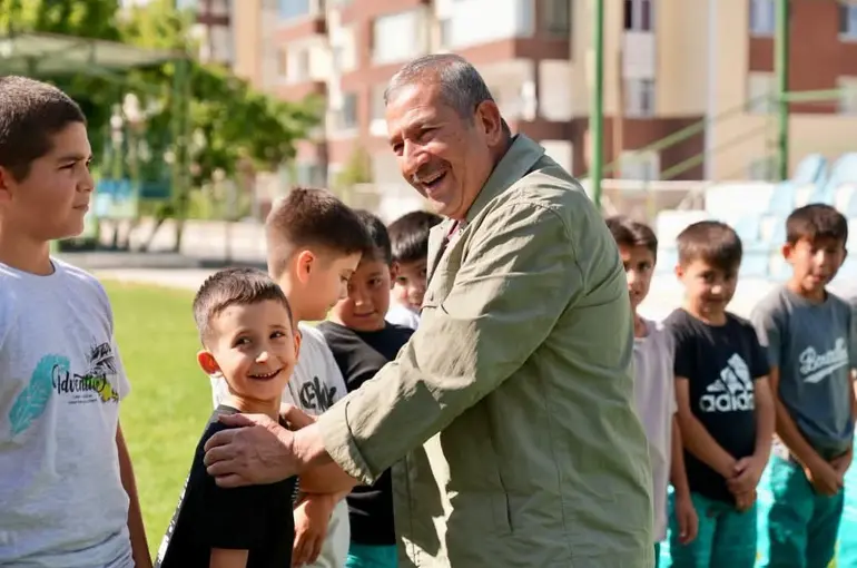 Darende’de genç sporculara belediyeden destek
