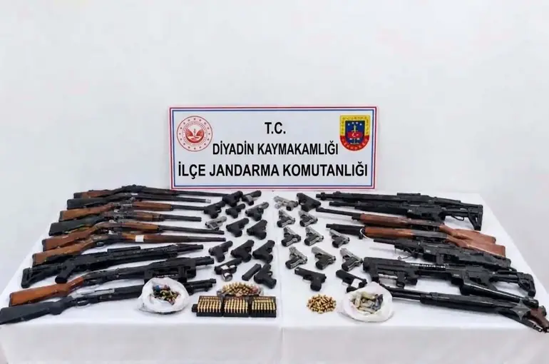 Diyadin’de silah kaçakçılığına büyük darbe: 28 adrese eş zamanlı operasyon
