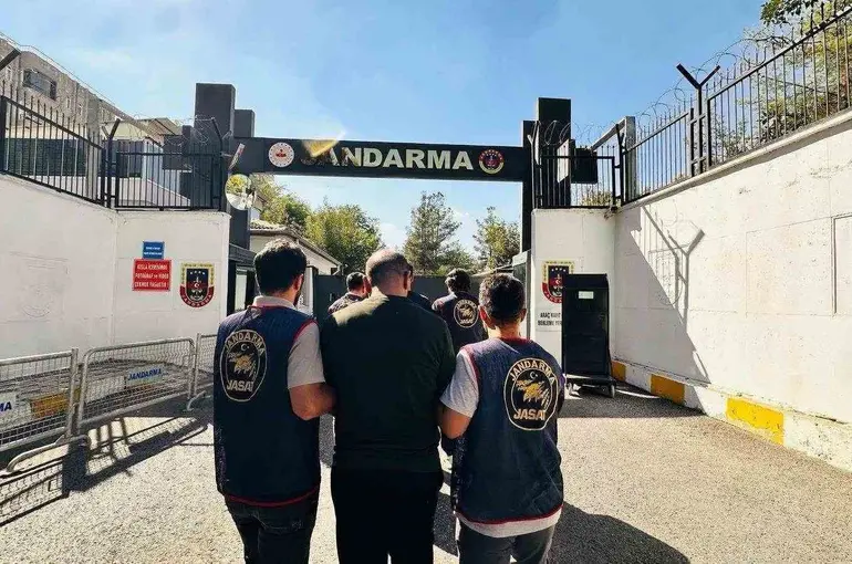 Diyarbakır’da haklarında kesinleşmiş hapis cezası bulunan 67 kişi yakalandı
