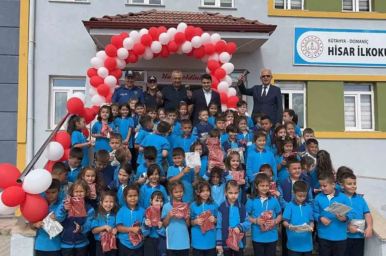 Domaniç’te yeni eğitim yılı coşkuyla başladı
