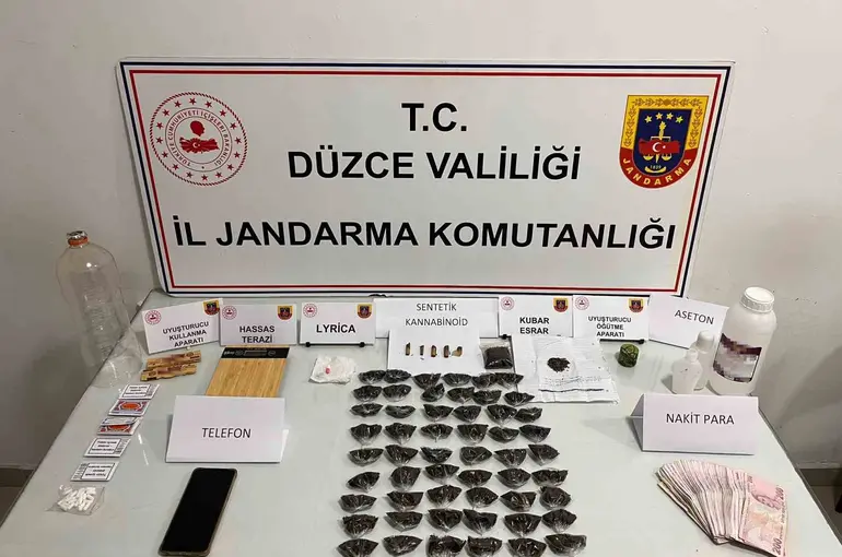 Düzce’de jandarmadan uyuşturucu operasyonu
