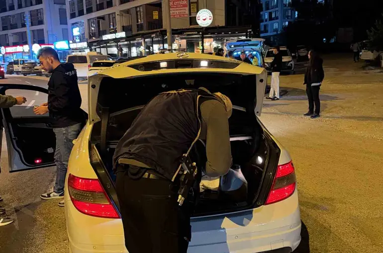 Düzce’de üniversite bölgesinde huzur denetimi sıklaştırıldı
