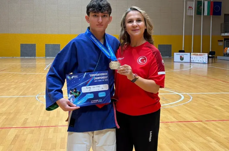 Düzceli sporculardan Kuraş Avrupa Şampiyonası’nda 3 altın madalya
