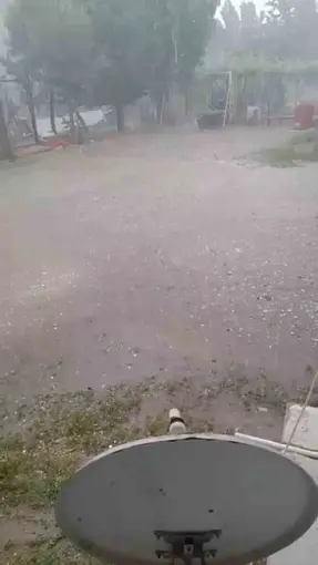 Edirne’de Kapıkule bögesinde dolu yağışı etkili oldu
