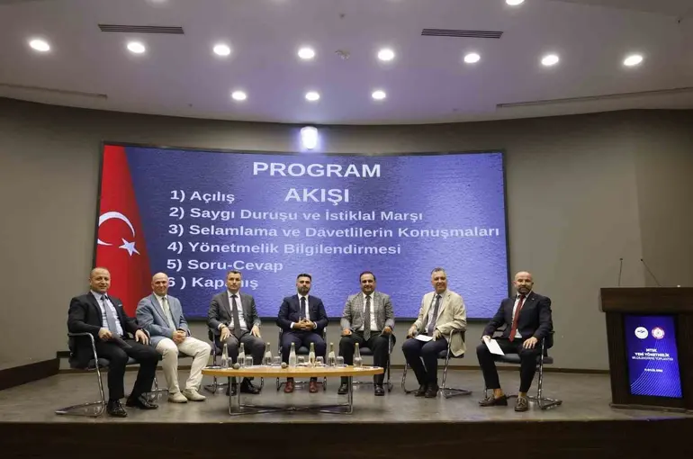 Ehliyette yeni sınav sistemi uygulaması İzmir’de anlatıldı
