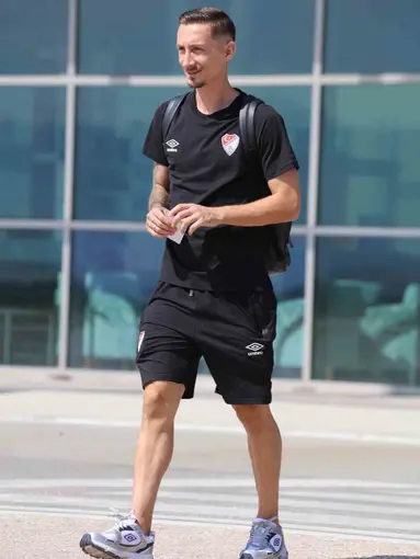 Elazığspor, 21 futbolcuyla gitti
