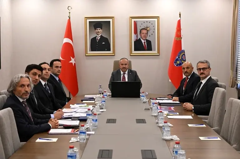 Emniyet Genel Müdürü Fidan başkanlığında "Uyuşturucu Raporu Değerlendirme Toplantısı"
