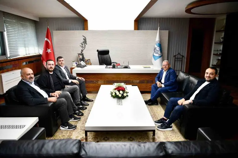 Ersoy’dan Büyükkılıç’a ziyaret
