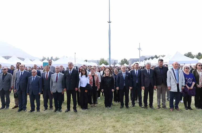 ERÜ’de ‘Yolum Erciyes’ festival coşkusu
