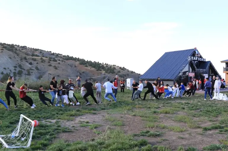 Erzincan’da aileler için "Dijital Detoks Kampı" düzenlendi
