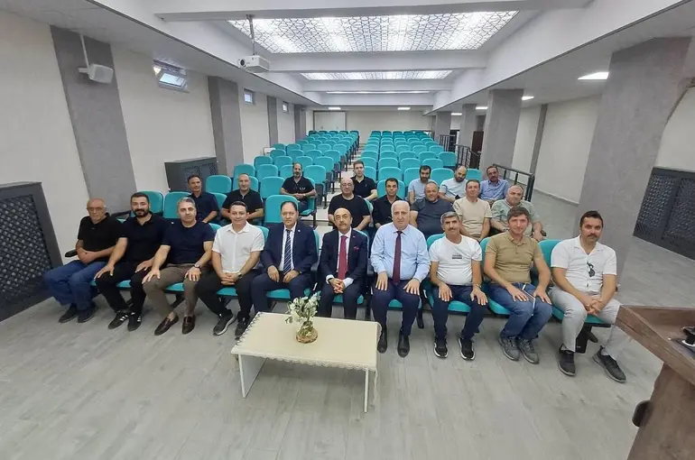 Erzincan’da eğitim yöneticilerine yönelik seminer düzenlendi
