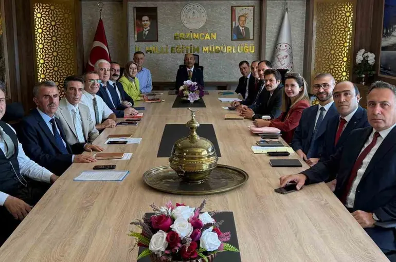 Erzincan’da İlçe Milli Eğitim Müdürleri Kurulu toplantısı yapıldı
