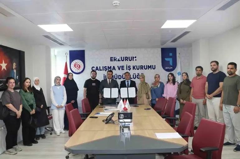 Erzurum Türkiye İş Kurumu, genç eczacılar için mesleki eğitim programı başlattı
