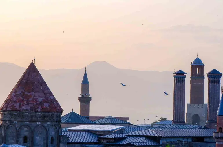 Erzurum’da 903 taşınmaz kültür varlığı bulunuyor
