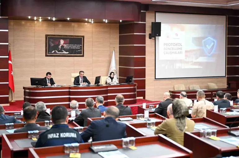 Erzurum’da okul güvenliği için toplandılar
