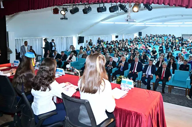 Eskişehir’de ’Yazar Okumaları - Cengiz Dağcı Okumaları’ programı gerçekleştirildi
