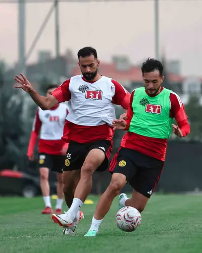 Eskişehirspor, Balıkesirspor maçı için hazırlanıyor
