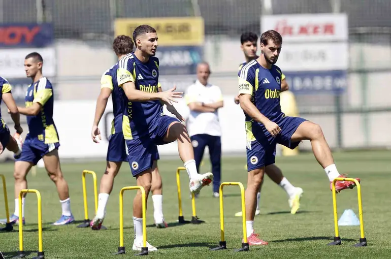 Fenerbahçe, Roma maçı hazırlıklarına başladı
