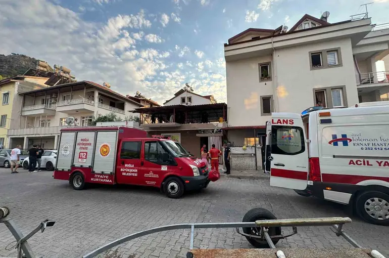 Fethiye’de asansör boşluğuna düşen bir kişi hayatını kaybetti
