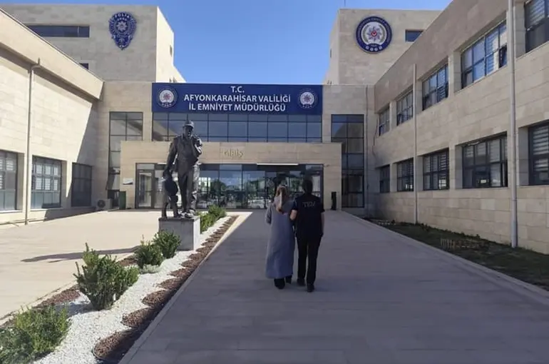 FETÖ’ye üye olmaktan aranan şahıs yakalandı

