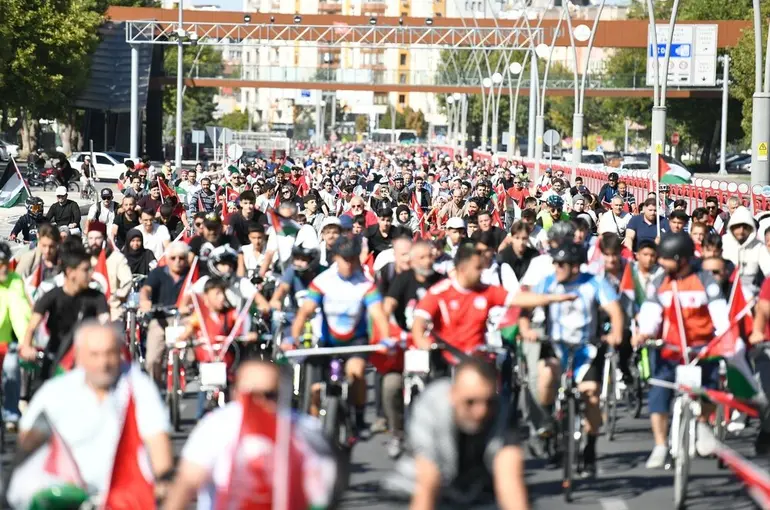 Filistin’e destek için pedal çevirdiler
