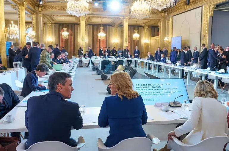 Fransa’daki Gönüllüler Koalisyonu Liderler Zirvesi başladı
