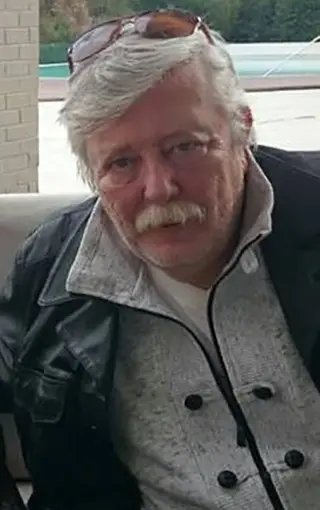 Gazeteci Aziz Üstel İzmir’de hayatını kaybetti

