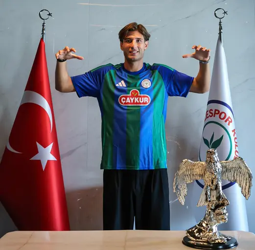 Gennaro Borrelli Çakur Rizespor’da
