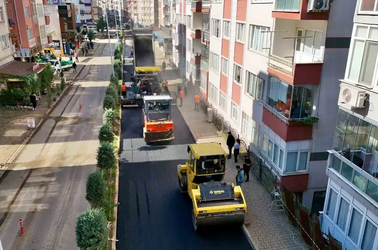 Giresun Belediyesi 3 kilometrelik asfalt seferberliği başlattı

